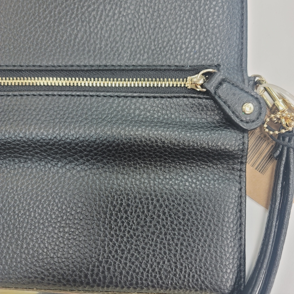 BRAND NEW Steve Madden Black and Gold Trifold Wallet - Picture 5 of 5